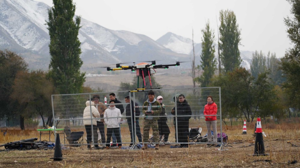 新疆无人机培训新高度,保华润天03考点创未来!