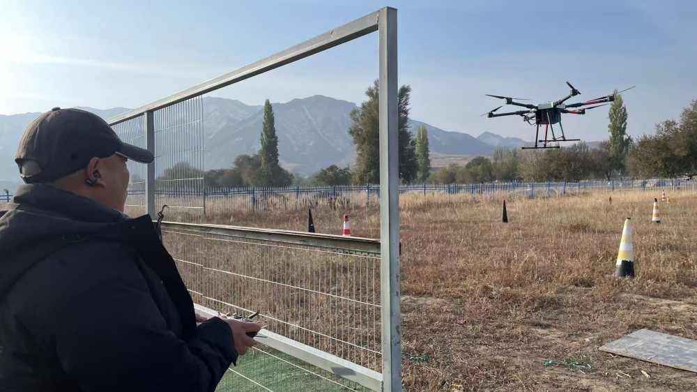 新疆CAAC无人机执照培训：保华润天定制你的飞行职业路径