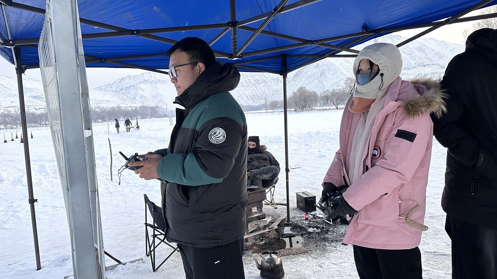 你的未来值多少？新疆无人机培训一月，保华润天给你高薪答案