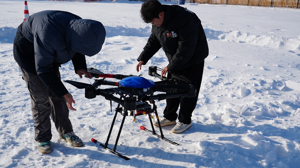 为何新疆无人机培训学员首选保华润天航空？高通过率与就业率说话