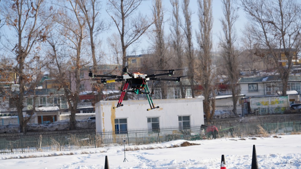 新疆无人机免费培训体验:保华润天航空开放课堂观摩